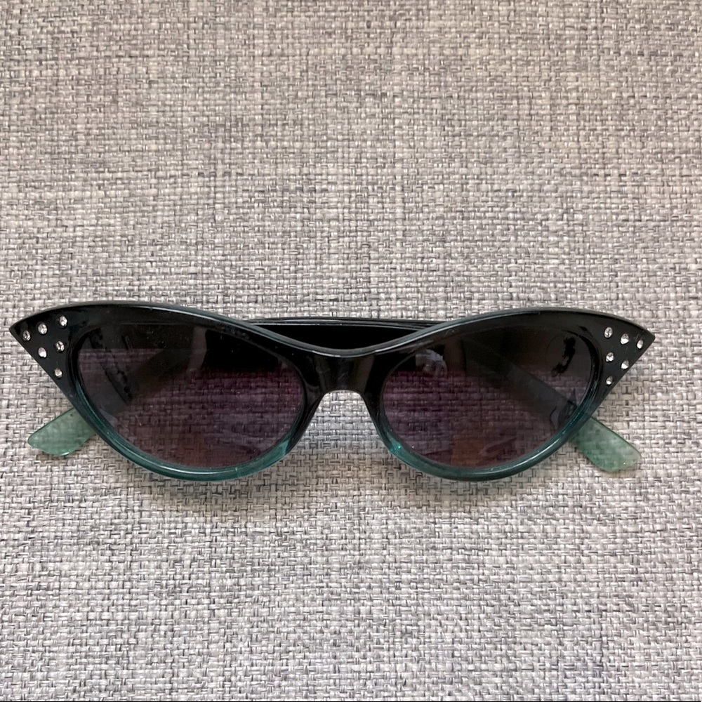 Vintage 80’s Cat Eye Glasses